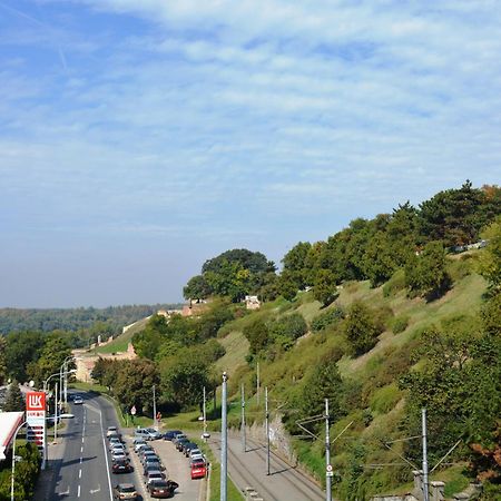 Cozy Downtown Apartment Belgrad Exteriör bild