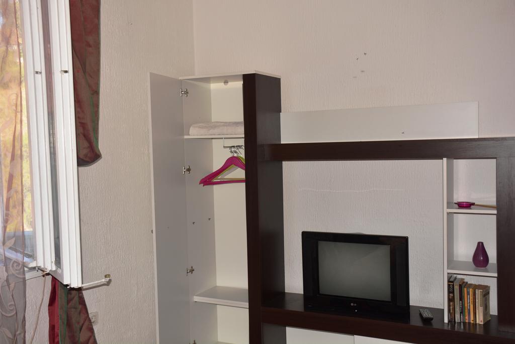 Cozy Downtown Apartment Belgrad Exteriör bild